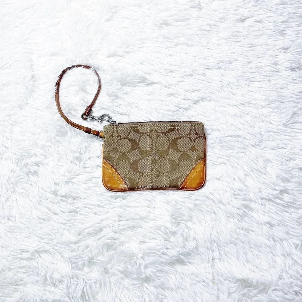 Coach Logo Wristlet Signature Logo Print EUC